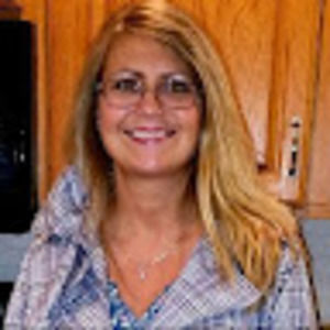 Meet your Posher, Julie